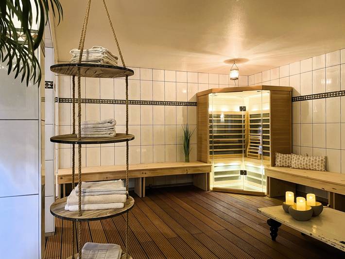 Ferienwohnung für 2 Personen, mit Balkon und Sauna - 1