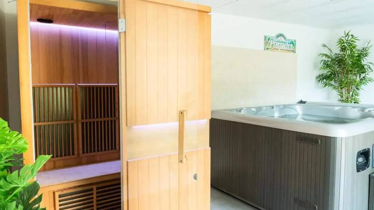 Appartement de vacances entier, Ferienwohnung für 10 Personen in Marvejols in Bourgs sur Colagne, Région de Mende