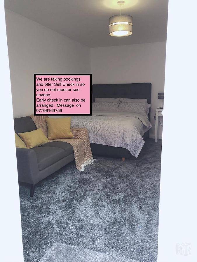 Bed and breakfast for 5 people, with garden in Nottingham