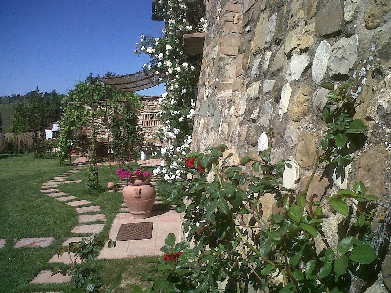 Camera 'La Rocca Chianti Hospitality' con piscina in comune, giardino condiviso e Wi-Fi in Tavarnelle Val di Pesa, Barberino Tavarnelle