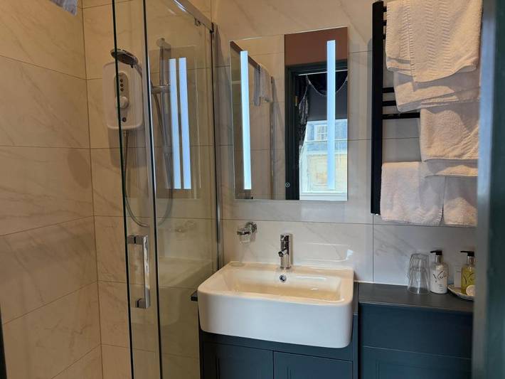 Maison d’hôte pour 3 personnes, avec jardin et vue à Bath - 3