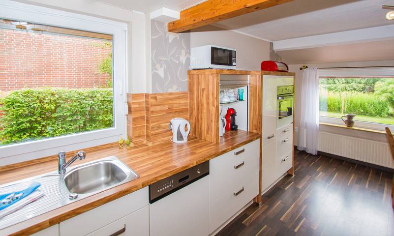 Strandhaus für 4 Personen, mit Garten und Terrasse in Döse - 2