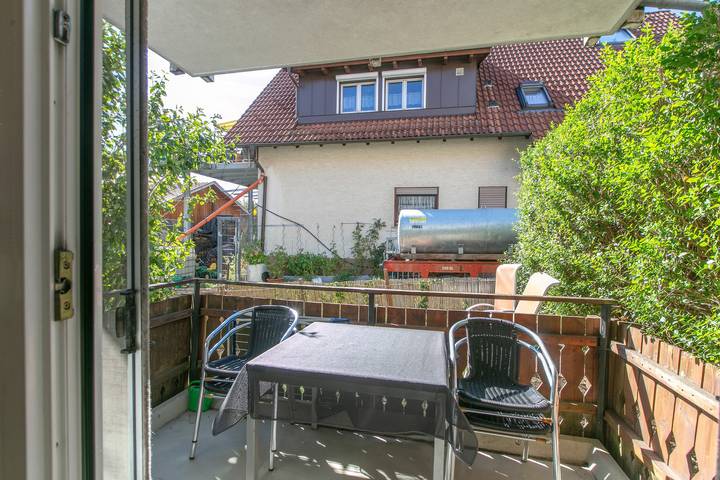 Apartamento inteiro, Apartamento T2 rodeado de natureza em Rheinfelden-Adelhausen, terraço e jardim in Rheinfelden, Floresta Negra do Sul