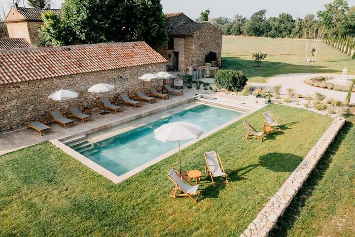 Maison d’hôte pour 2 personnes, avec Terrasse et Jardin ainsi que Piscine et Vue