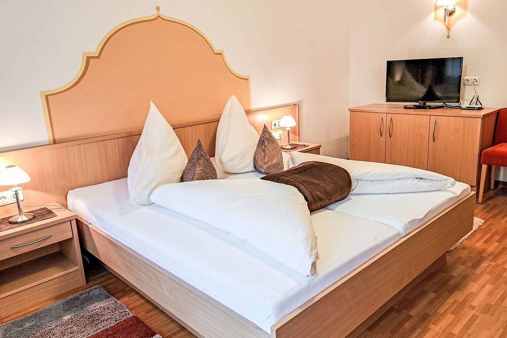 Entire apartment, Apartment Rosa in Mayrhofen, Ziller valley alps