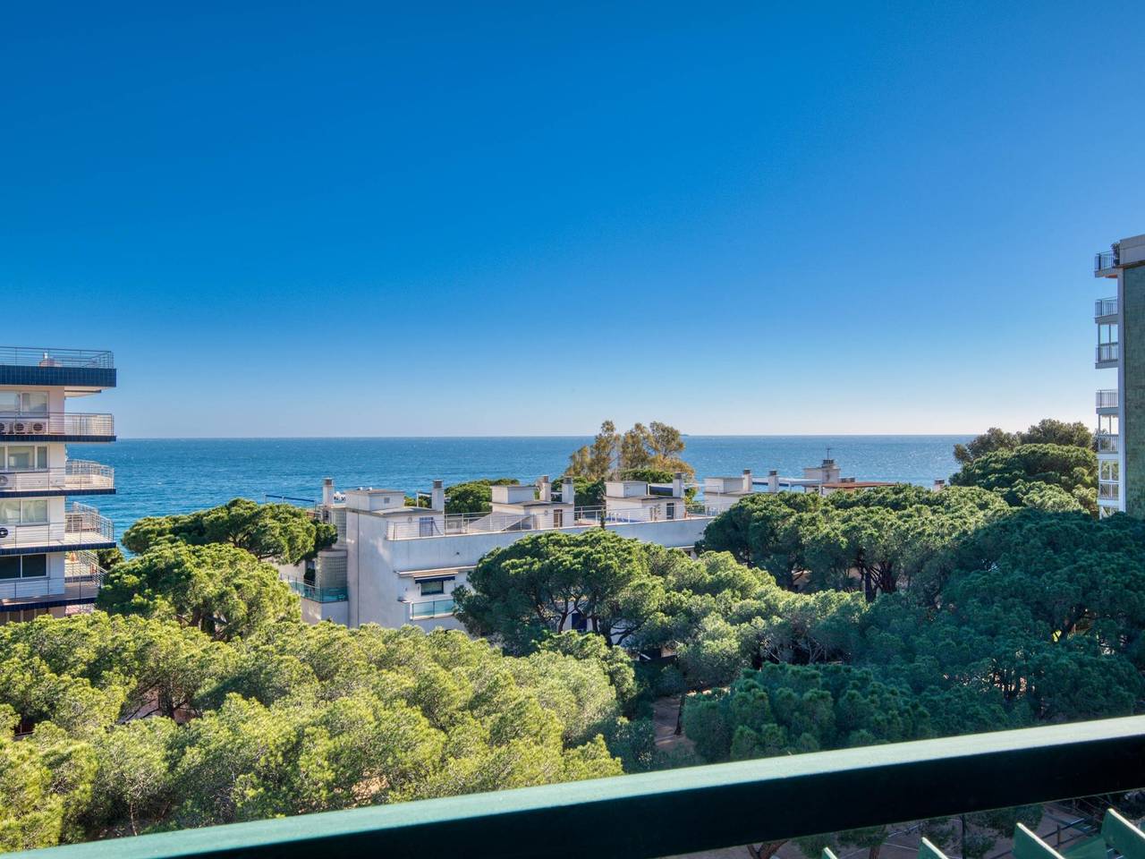 Apartamento vacacional entero, Cómodo apartamento en el centro de Platja d'Aro con vistas al mar y piscina in Platja d'Aro, Costa Brava