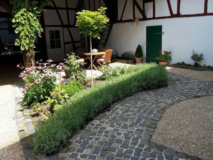 Ferienhaus für 3 Personen, mit Garten in Sinzig, Osteifel