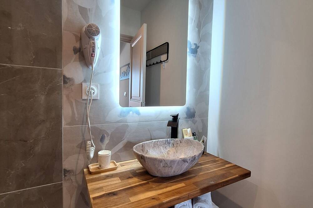 Apartment \"Perle\" - Domaine de la Mautanne **** in Sainte-Tulle, Parque natural regional del Luberon