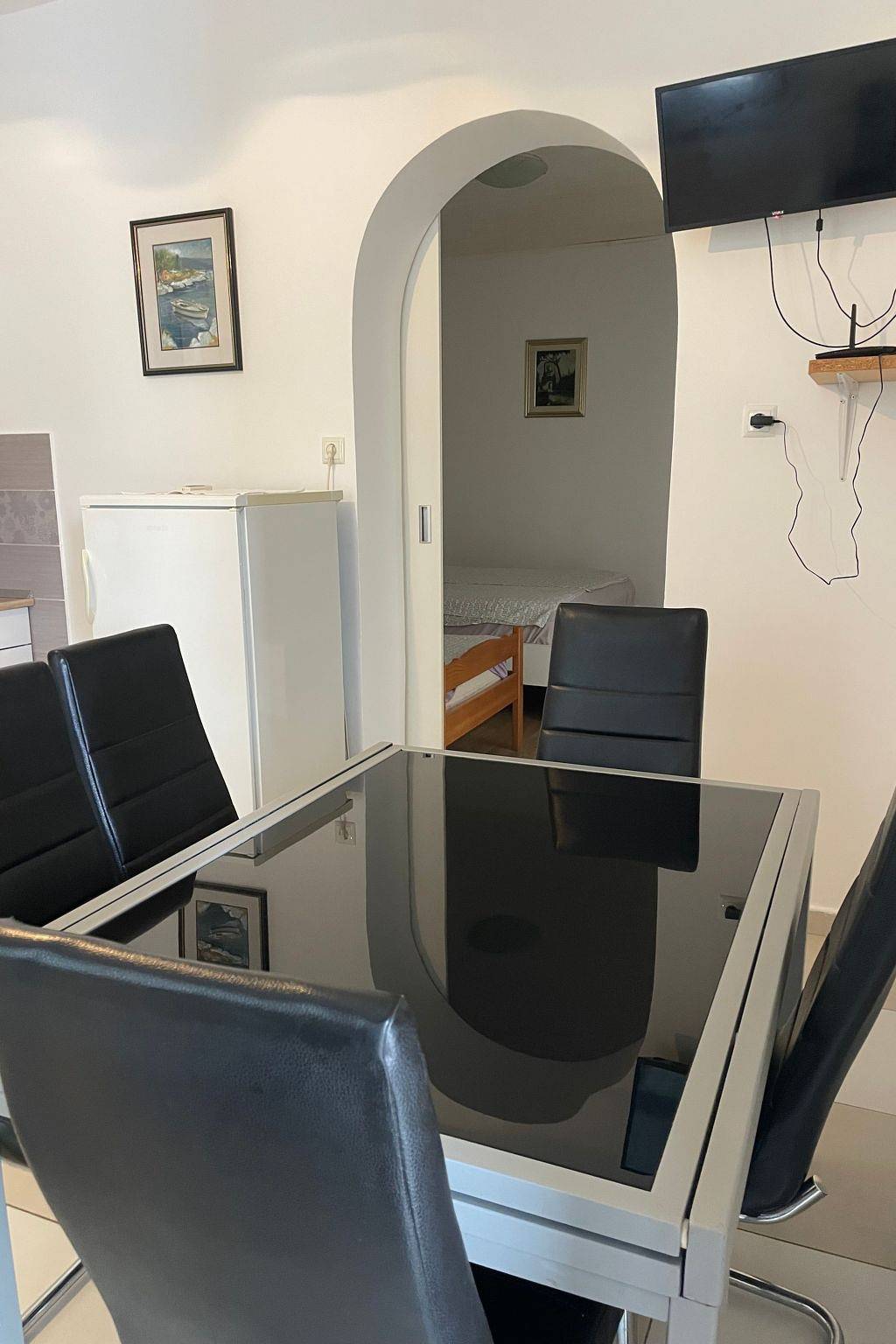 Ganze Wohnung, Mit Blick auf das Wasser in Lopar, Rab