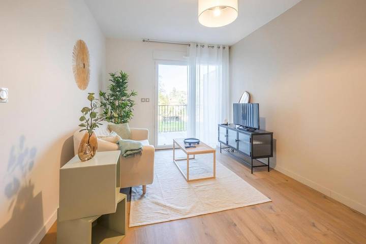 Gîte pour 2 personnes, avec jardin à Andrézieux-Bouthéon - 2