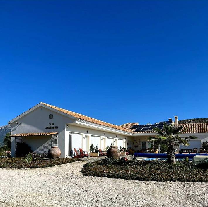 Location de vacances pour 2 personnes, avec vue ainsi que jardin et piscine à Lorca - 2