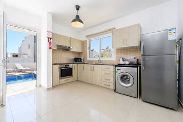 Villa für 6 Personen in Ayia Napa, Südzypern, Bild 3