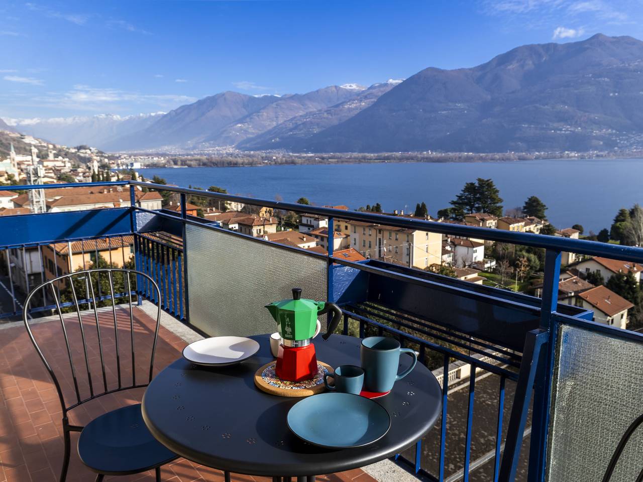 Ganze Wohnung, Lovere Balcony View in Lovere, Iseosee