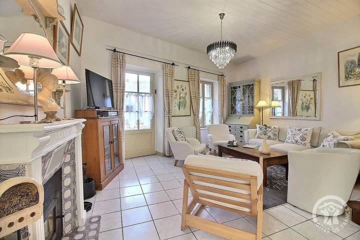 Gîte pour 6 personnes, avec terrasse et jardin, animaux acceptés à Jugon-les-Lacs - 4