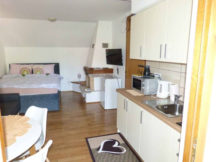 Ferienhaus für 4 Personen, mit Garten, mit Haustier in Slowenien