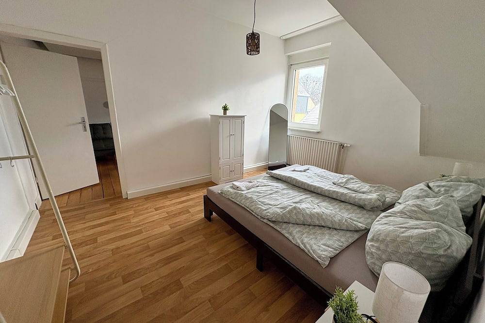 Appartamento intero, Modern Accommodation with Comfort & Prime Location in Holzwickede, Ruhrgebiet