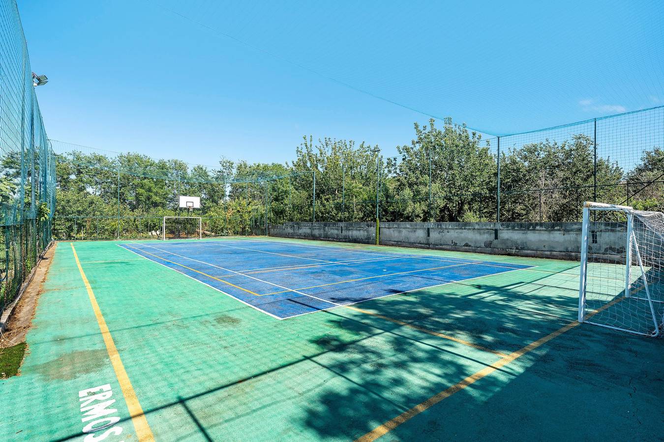 Entire apartment, Suite Ermosa: Apartment with Private Garden, Wi-Fi & Air Conditioning in Pozzuoli, Naples Province