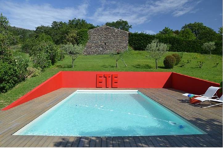 Location de vacances pour 11 personnes, avec jardin et piscine à Saint-Lager-Bressac