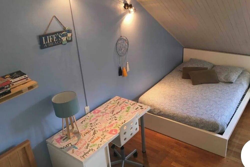 La Jolie Maison du Bourg in Orgelet, Jura Francais