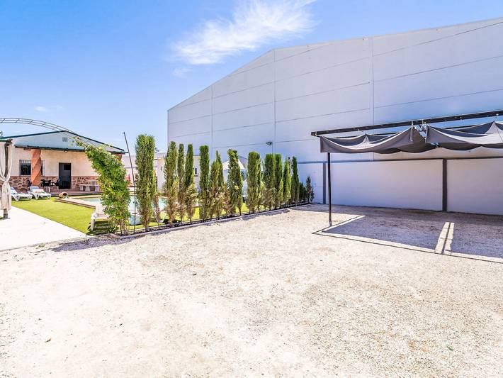 Location de vacances pour 16 personnes, avec Terrasse ainsi que Jardin et Piscine dans La Lantejuela - 3