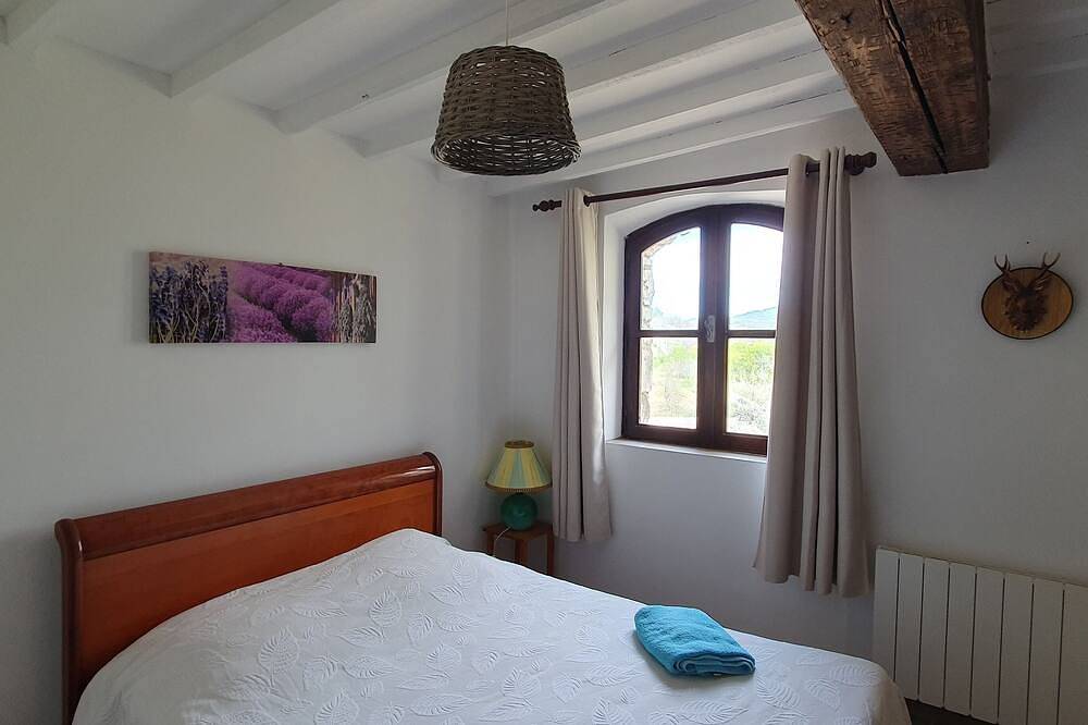 Ganze Wohnung, Wohnung in der Provence Luberon mit Pool, ideal Familien und Freunden in Viens, Regionaler Naturpark Luberon