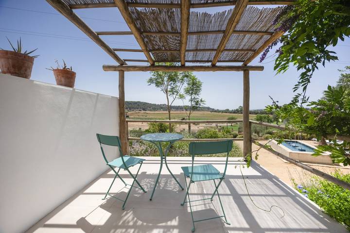 Villa 'Casa La Cigüeña' with stunning views, Terrace, Wi-Fi and Air Conditioning