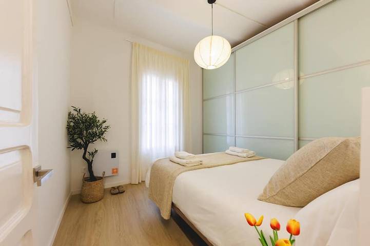Apartamento entero, Bravissimo Calderers La Serp - Apartamento Girona in Gerona, Gironés
