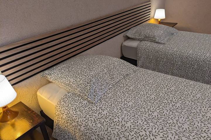 Location de vacances pour 6 personnes, avec terrasse et jardin à Tournon-sur-Rhône - 3