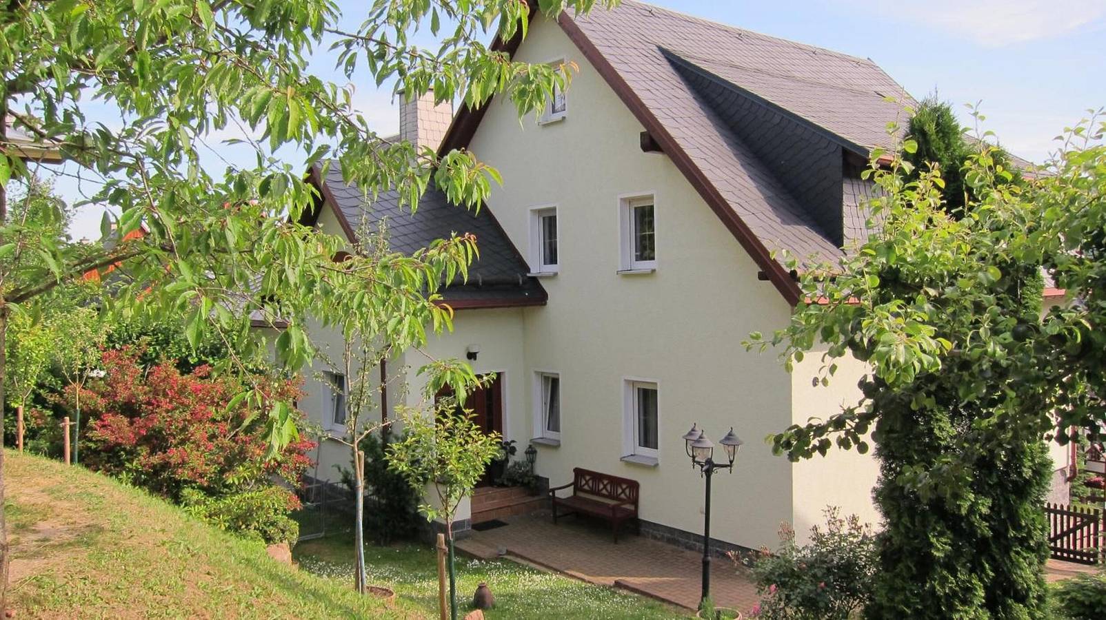 Ganze Wohnung, Apartment „Ferienwohnungen Oberwiesenthal“ mit Bergblick, Balkon und Wlan in Oberwiesenthal, Erzgebirge
