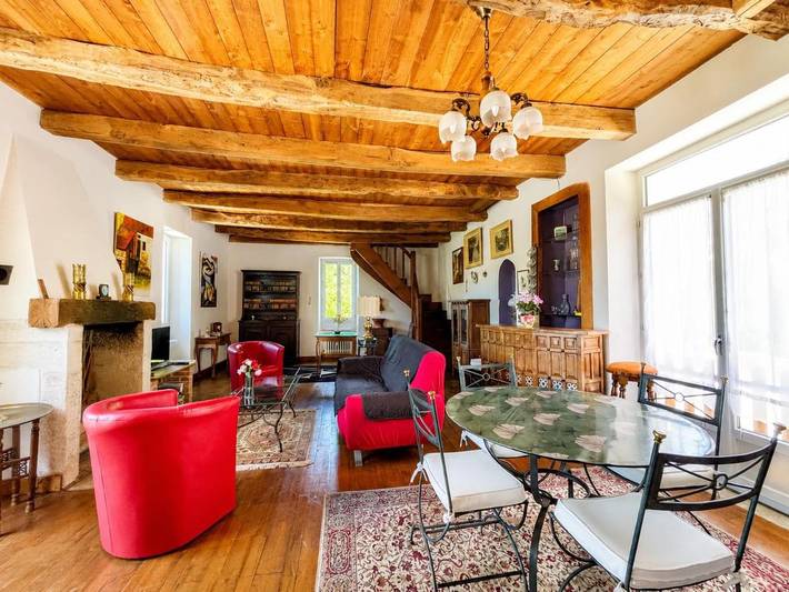 Location de vacances pour 4 personnes, avec vue et terrasse à Saint-Géry