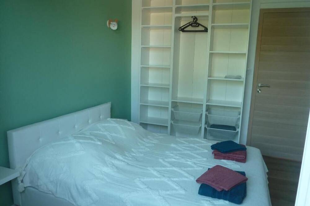 Appartement entier, Soleil & Mer sur la Costa Verde - à 450m à pied de la plage in Prunete, Cervione