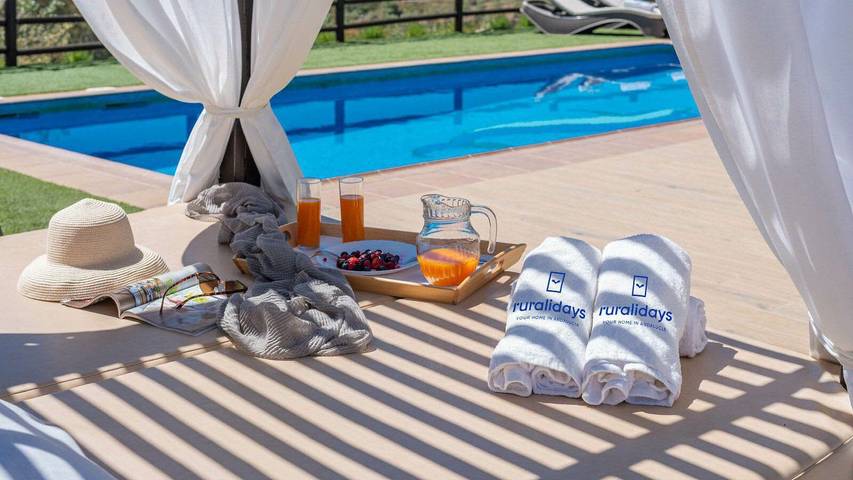 Casa rural para 10 personas, con Balcón/Terraza y Piscina en Tolox