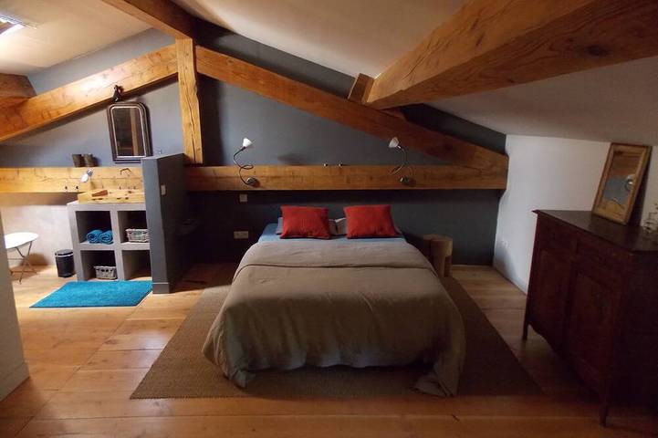 Location de vacances pour 2 personnes, avec jardin à Auzelles - 2