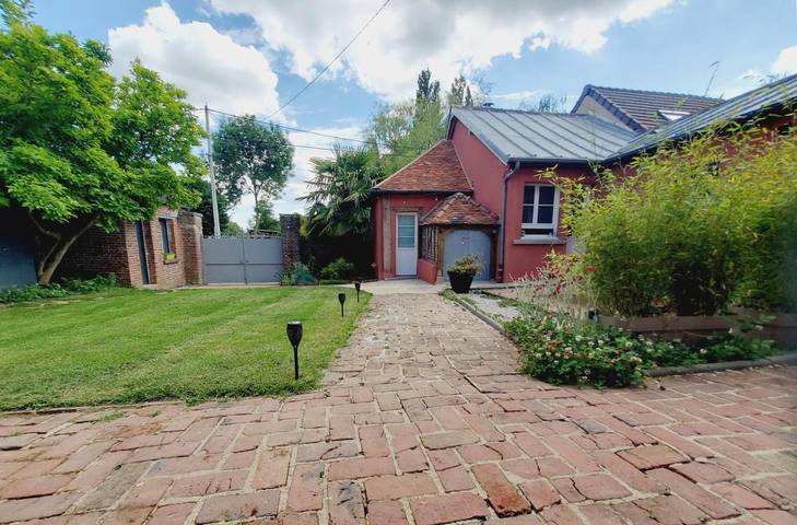 Gîte pour 5 personnes, avec jardin dans Laboissière-en-Thelle