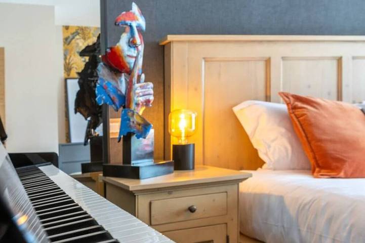 Gîte pour 10 personnes, avec jacuzzi ainsi que jardin et balcon à Lanildut - 4