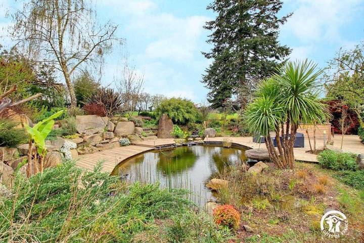 Location de vacances pour 4 personnes, avec jardin et terrasse à Saint-Gravé