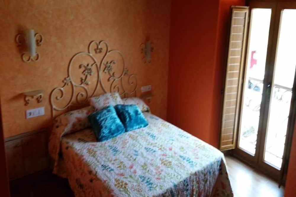 House - 4 Bedrooms with Pool - 4093 in A Estrada, Pontevedra Province