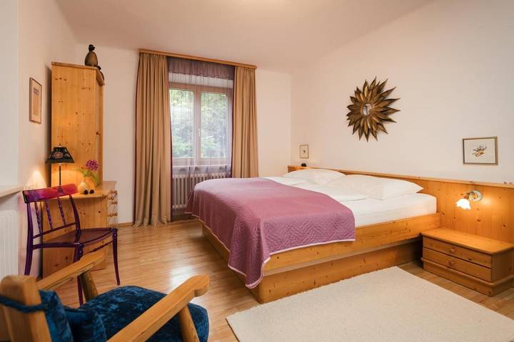 Appartement voor 2 personen, met uitzicht en tuin in Innsbruck