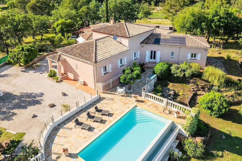 Apartamento entero, Homerez - Apartamento moderno con piscina en Le Luc 70m² in Le Luc, Region de Draguignan