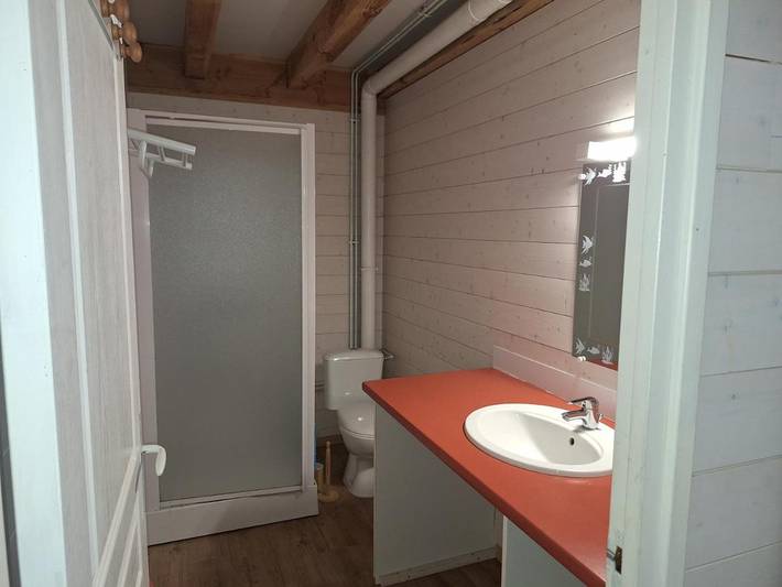 Location de vacances pour 12 personnes, avec Terrasse ainsi que Piscine et Vue à Saint-Christophe-d'Allier