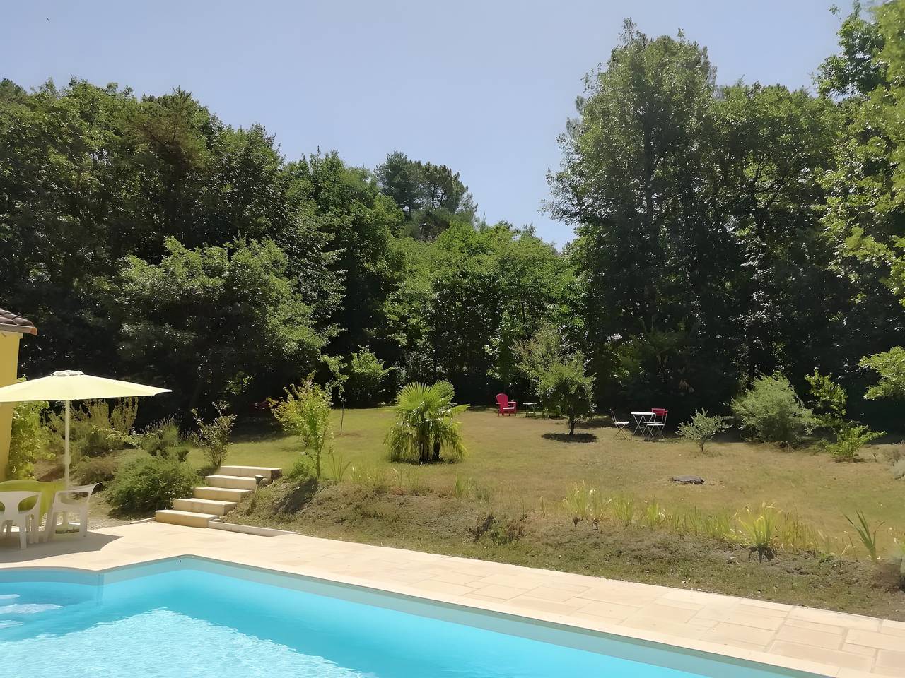 Studio entier, Gite la villa des pins en drôme provençale in Le Poët-Laval, Région de nyons