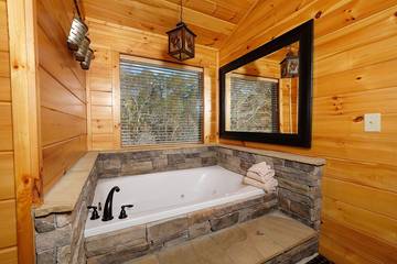 Glamping for 6 Guests in Sevier County, Picture 3