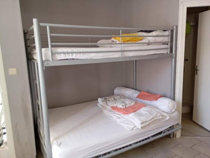 Gîte pour 5 personnes, avec terrasse et vue dans Thermes Luz Saint Sauveur - 2