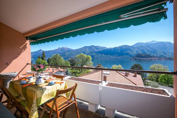 Apartamento de vacaciones para 6 personas, con vistas al lago además de piscina para niños y balcón, Familias con niños - 1
