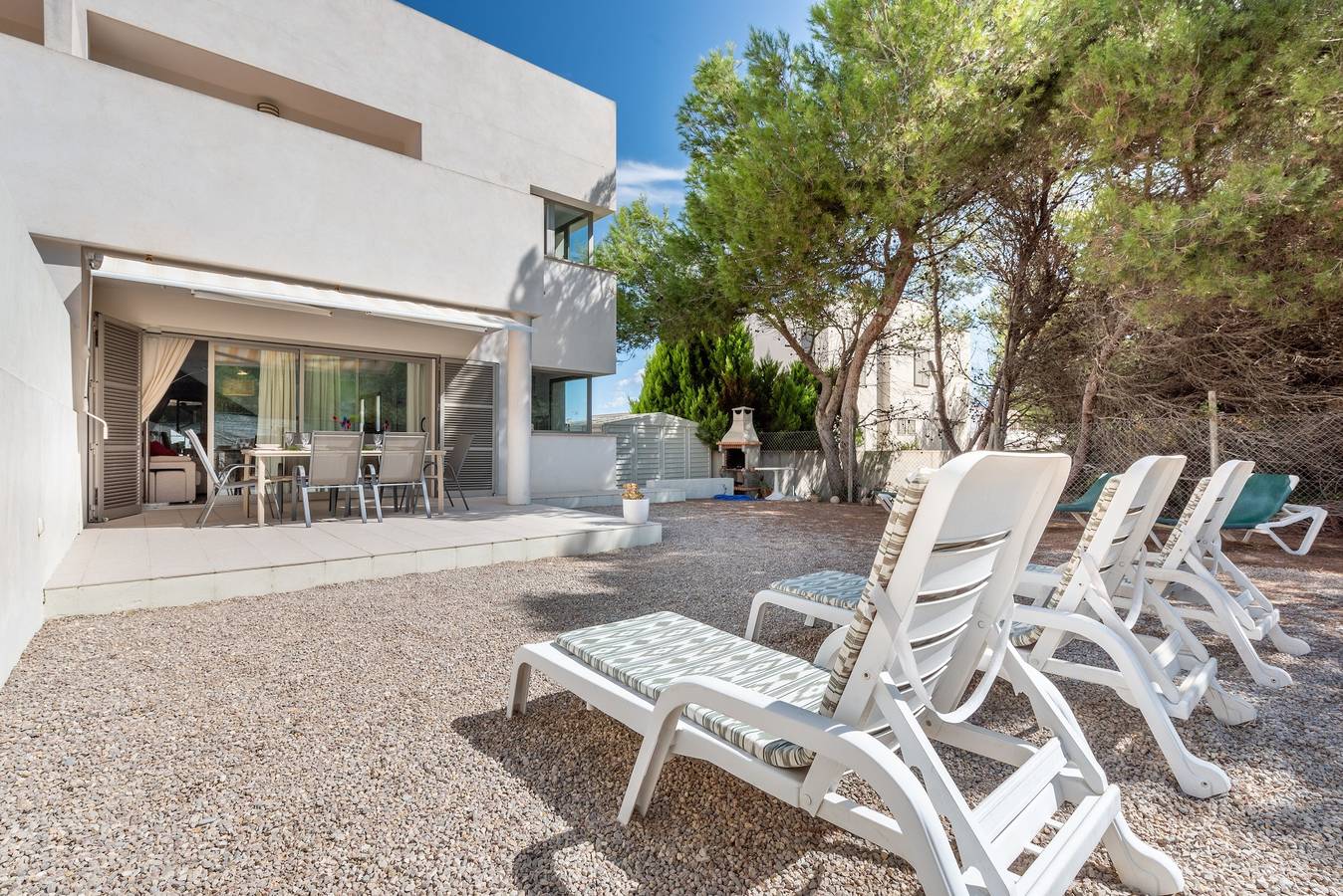 Maison de vacances "Aloe" avec jardin, terrasses et Wi-Fi in Playa Son Serra de Marina, Santa Margalida