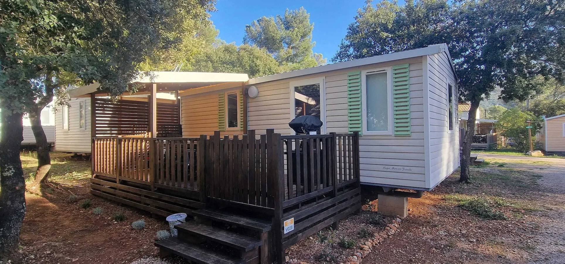 Komfortabler Bungalow in Nans-les-Pins 30 m² in Nans-les-Pins, Brignoles Region