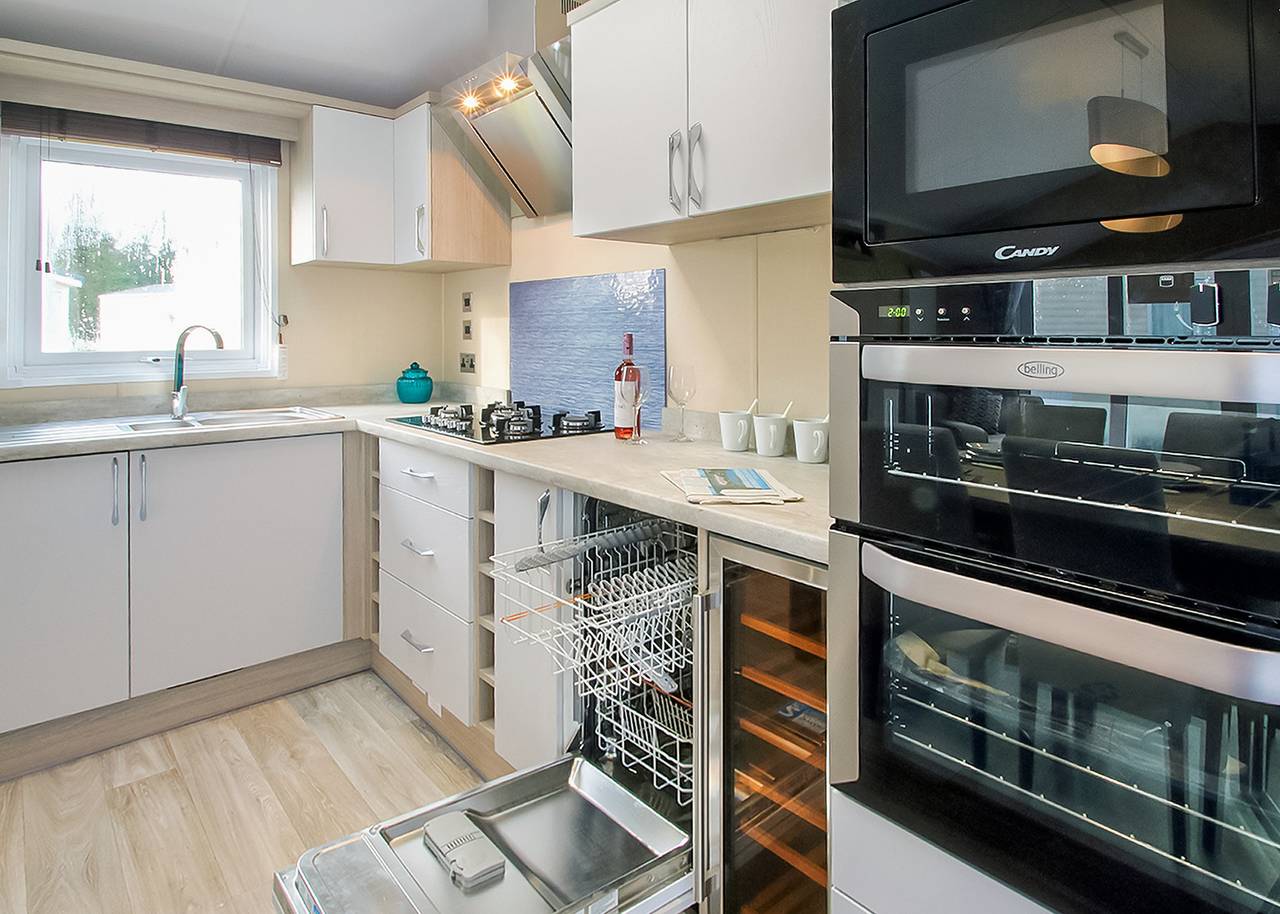 Sublime Caravan 2 in Swanage, Dorset