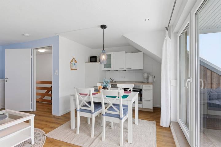 Ferienwohnung für 4 Personen, mit Balkon und Ausblick in Norden-Norddeich - 3