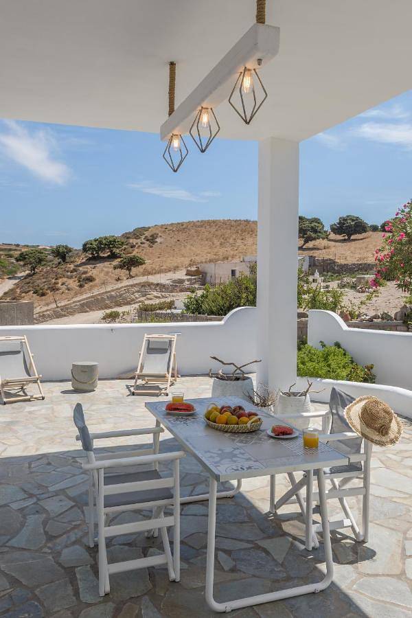 Villa pour 3 personnes, avec jardin et vue dans Milos - 3