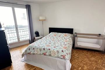 Appartement De Vacances pour 4 Personnes dans Puteaux, Hauts-de-Seine, Photo 3